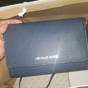 Michael Kors wallet/crossbody